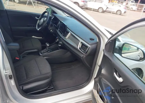 2021 Kia Rio S из США, поврежденный, VIN 3KPA24AD8ME403647